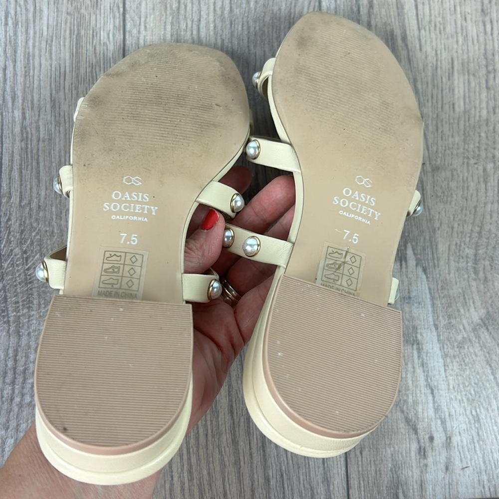 Like new Oasis Society Valerie Pearl Flat Slide Sandals Size 7.5 - Picture 9 of 11
